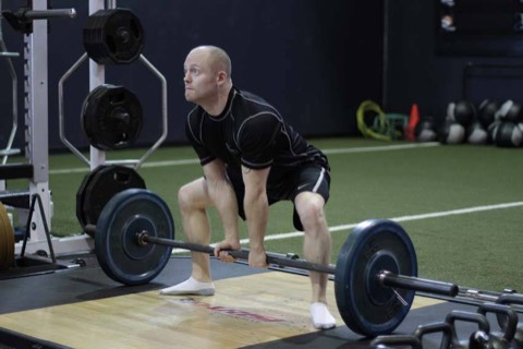 Sumo deadlift: start position